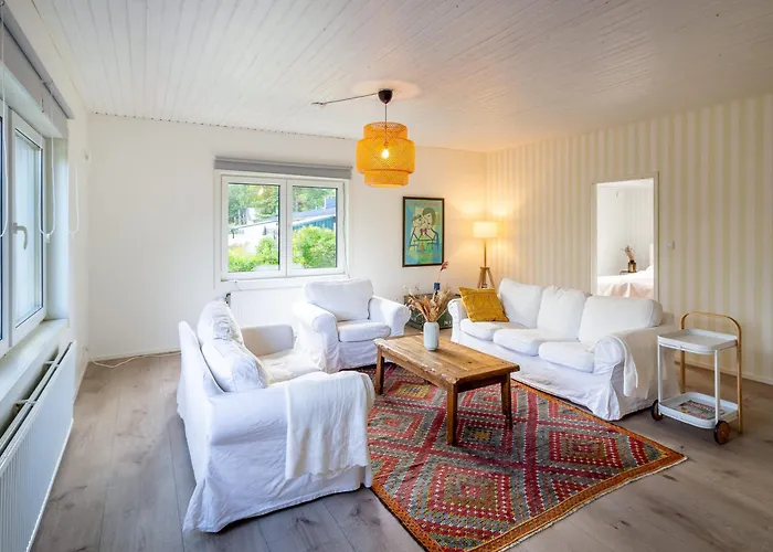 Gunnarsstrand Surf House 汉科