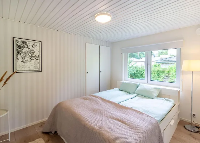 Gunnarsstrand Surf House