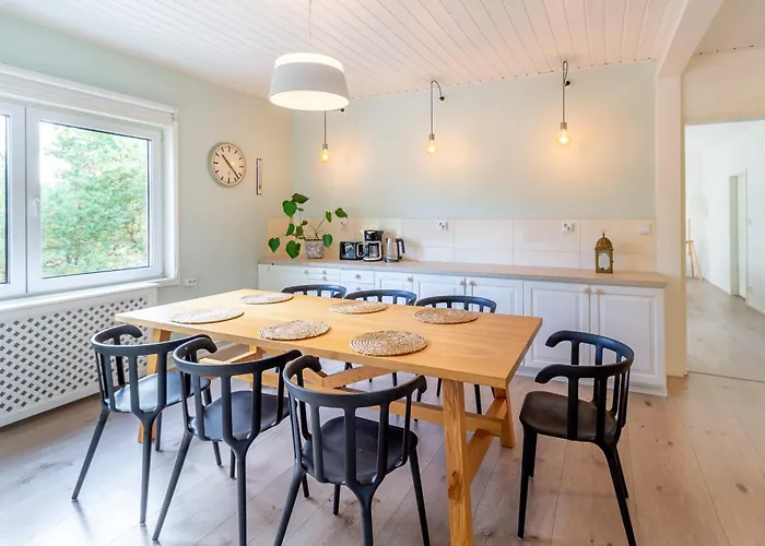 Gunnarsstrand Surf House